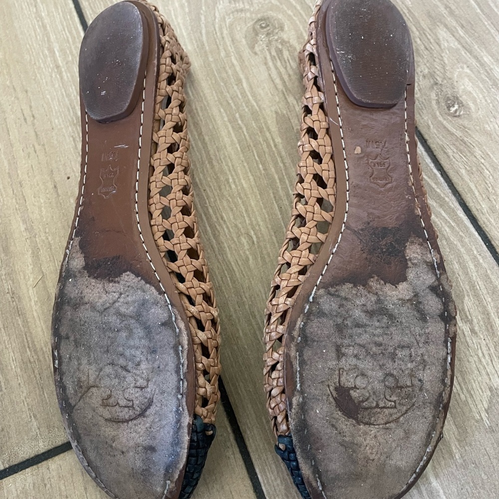 Tory Burch Woven Flats​ - Picture 3 of 3